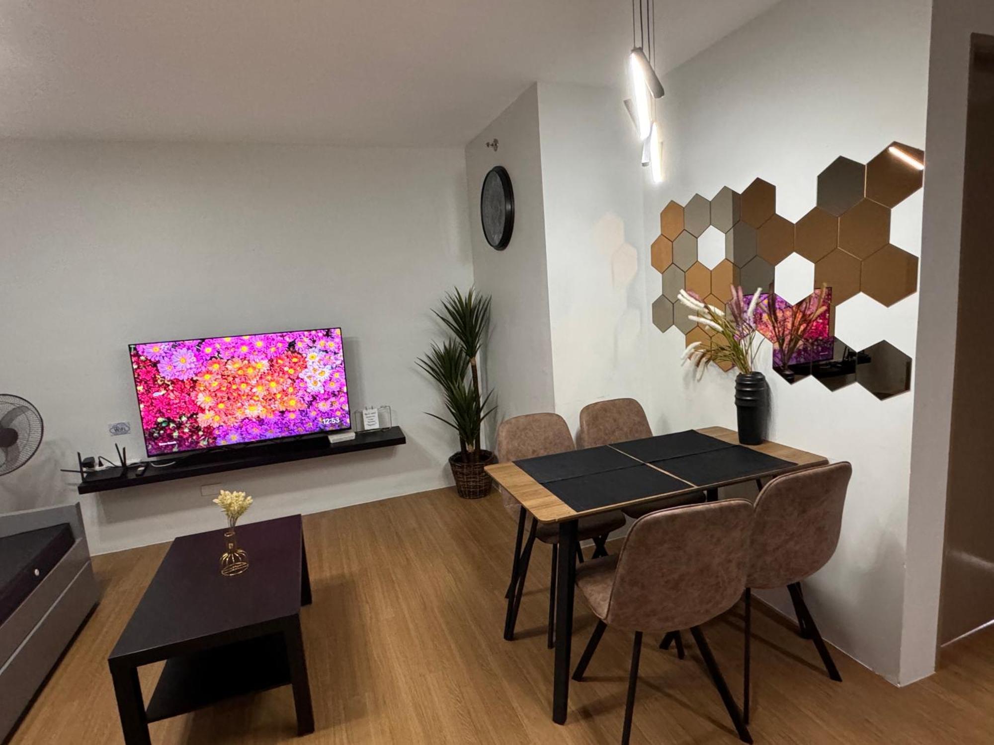 Cozyvilla At Pine Suites Tagaytay 2Br Or Studio With Free Parking 2Br In Basement Parking And Studio In Offsite Parking Tagaytay City Εξωτερικό φωτογραφία